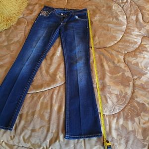 Jeans w/ a touch of Animal Print😊